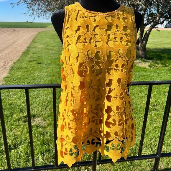 LOFT women’s XS embroidered lace sleeveless top - Picture 4 of 9